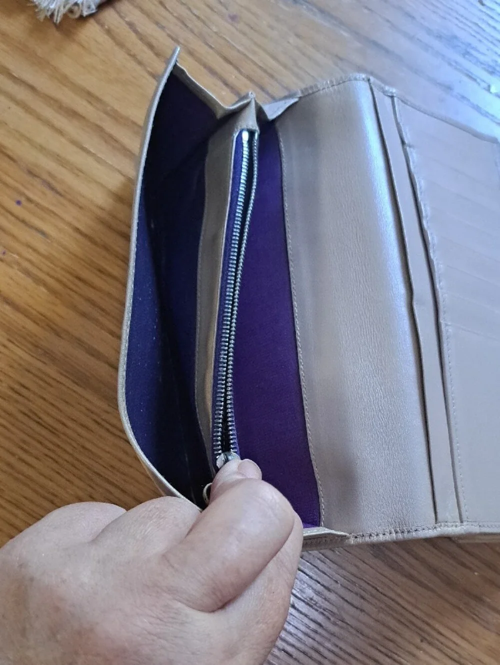 Bvlgari B-zero 1 Leather Fold-Over Wallet with Silver Ring Accent